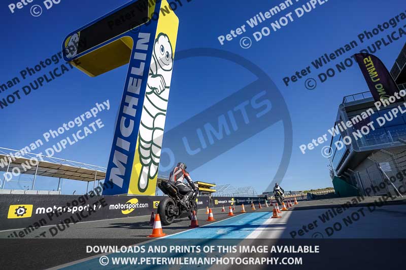 France;Le Mans;event digital images;motorbikes;no limits;peter wileman photography;trackday;trackday digital images